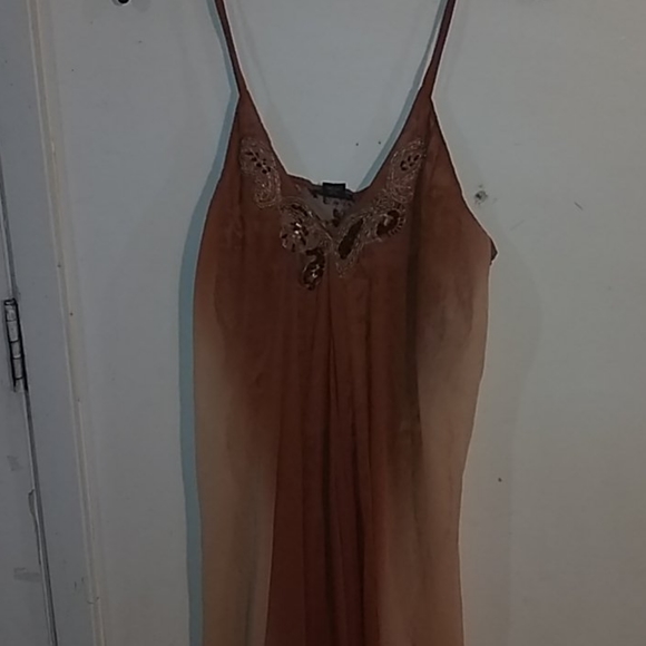 Dress - Picture 3 of 4